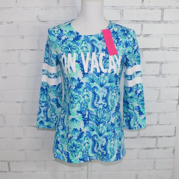 Lilly Pulitzer On Vacay Ollie Top (NWT) 💕 💕 HOST PICK 💕 💕 - Picture 2 of 7